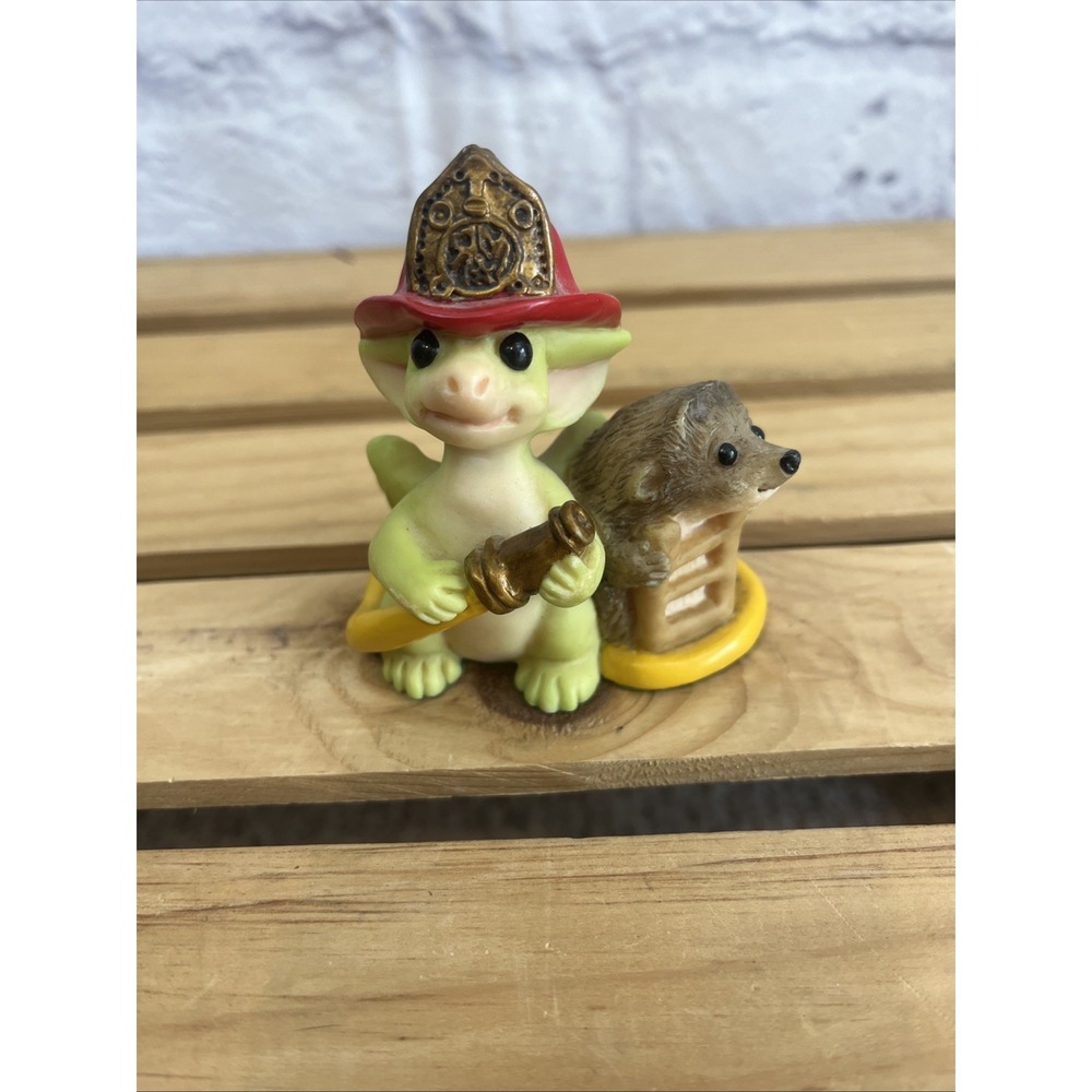 Fire Brigade Whimsical World Of Pocket Dragons 1998 Real Musgrave Figurine